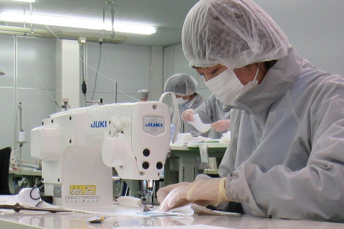 当社工場（栃木県大田原市）などで布製マスクの生産 2